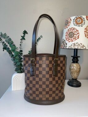 Louis Vuitton Damier Bucket Bag